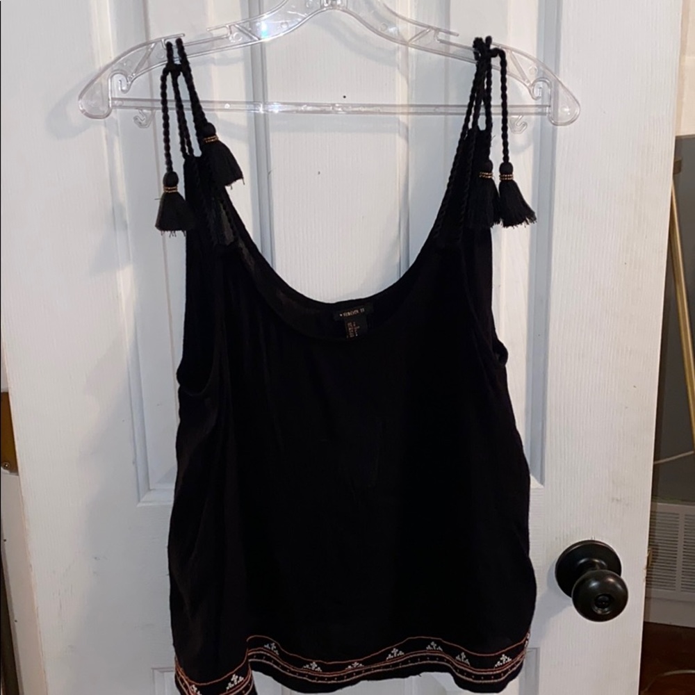 Forever 21 tank
